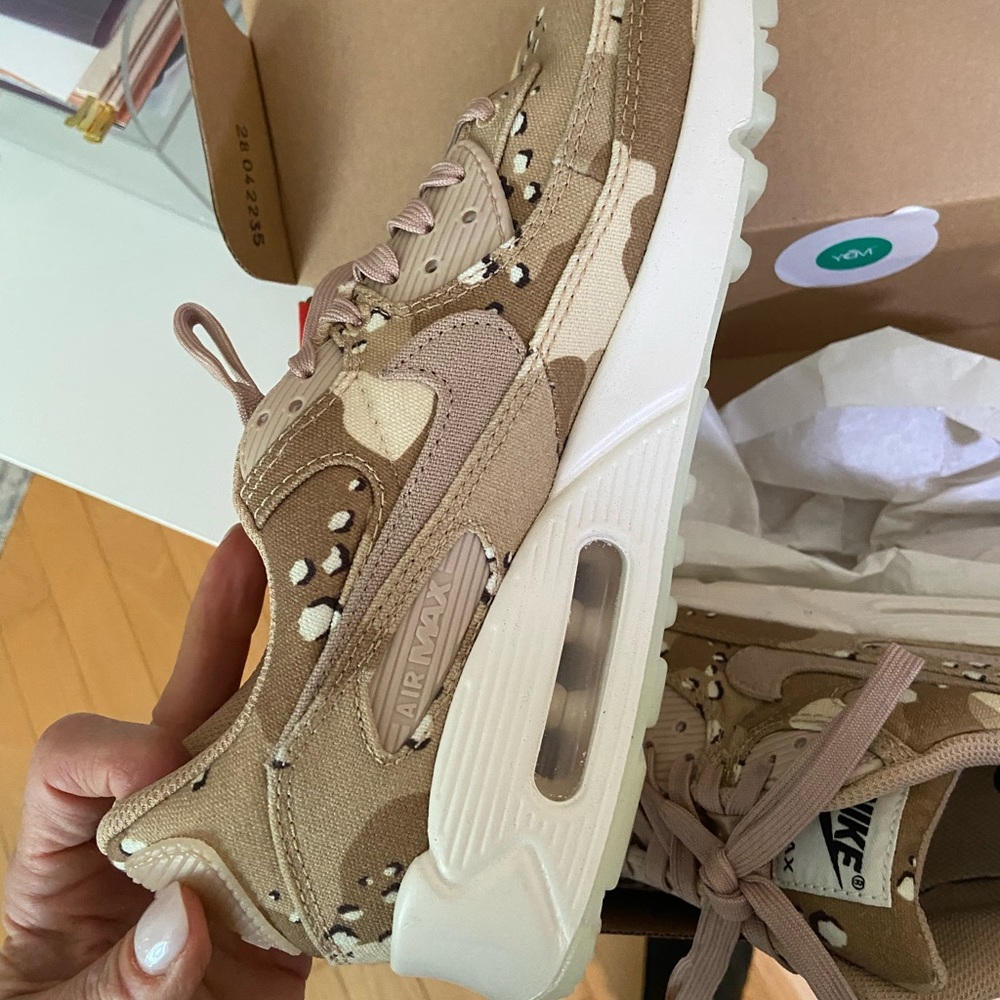 Nike Air Max Beige and White Sneakers